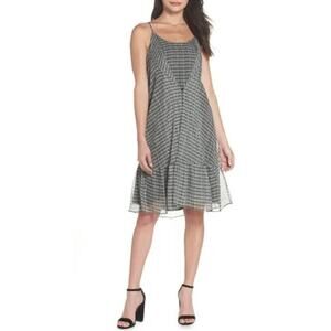 19 Cooper Women's Chiffon Sleeveless Ruffle Hem Swing Dress in Black/Gray Medium